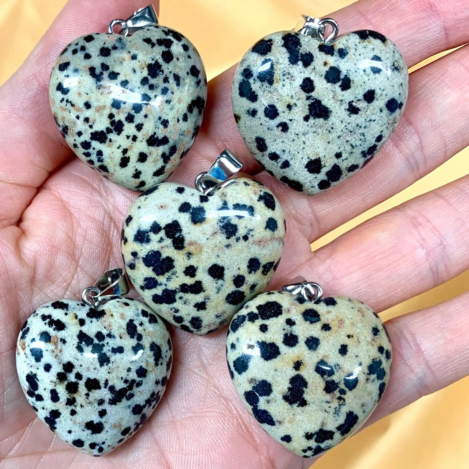 Dalmatian jaspis - Valkoisen Liekin Voima