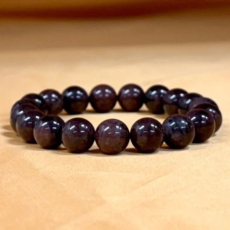 Granaatti - Valkoisen Liekin Voima