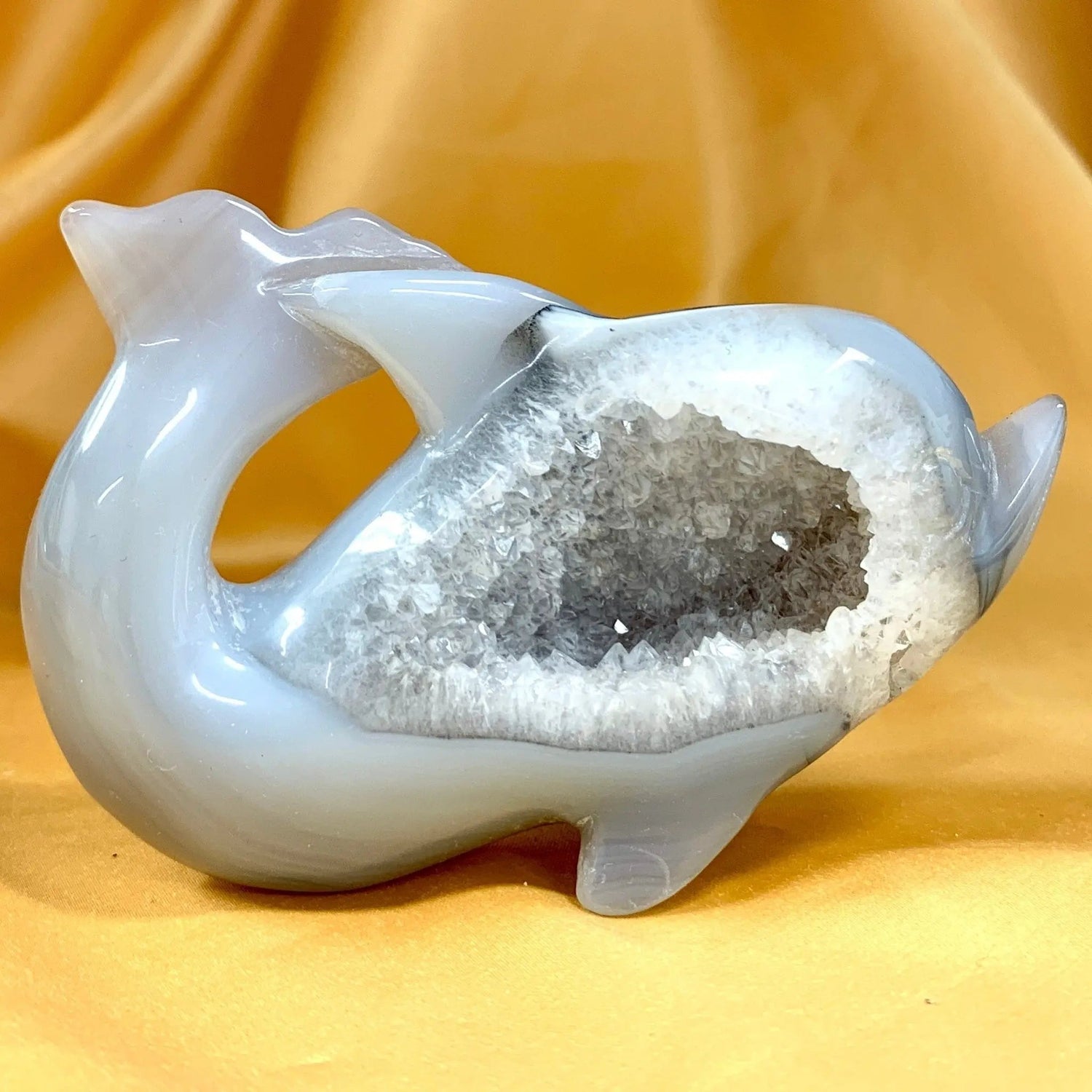 Kristallidelfiinit - Valkoisen Liekin Voima