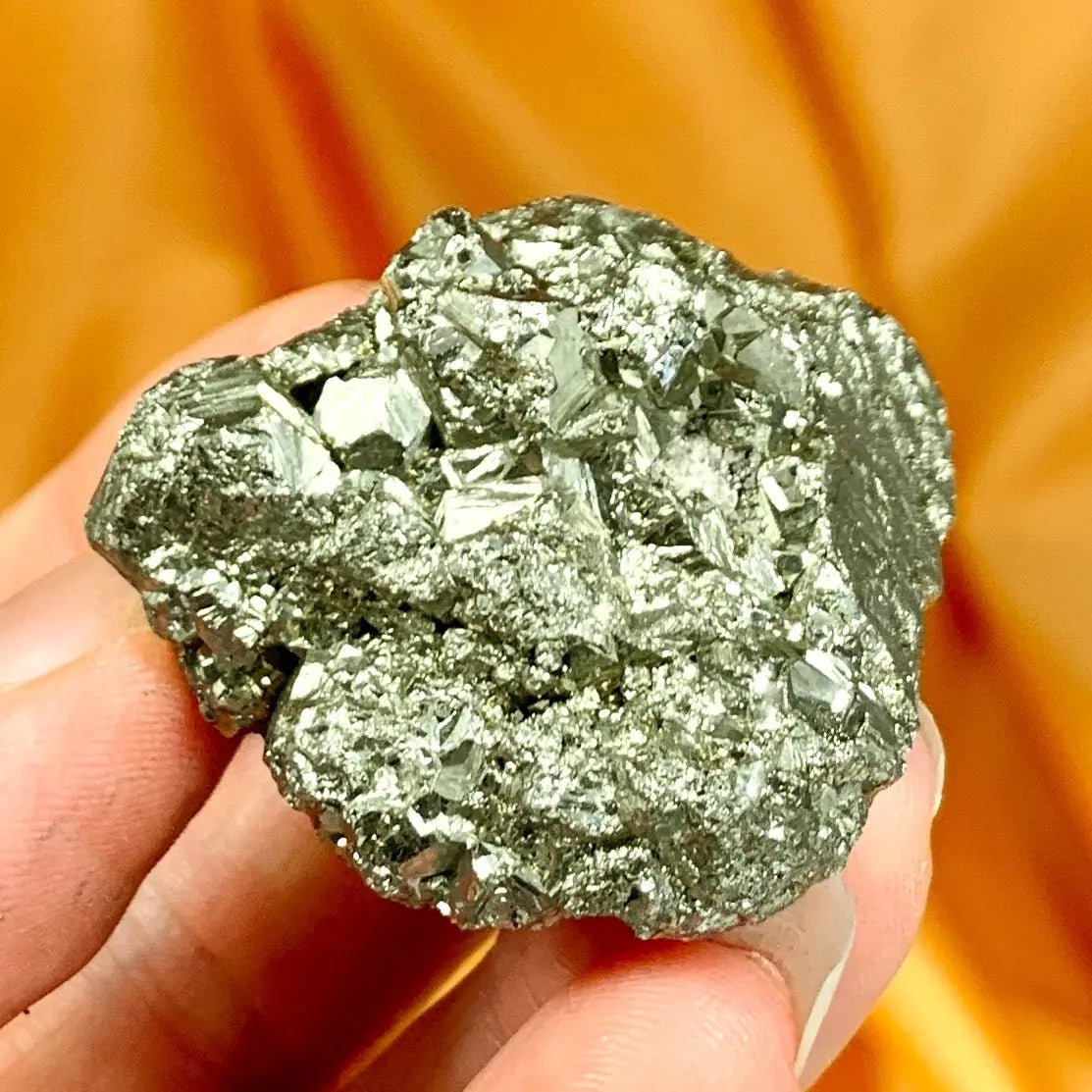 Pyriitti - Valkoisen Liekin Voima