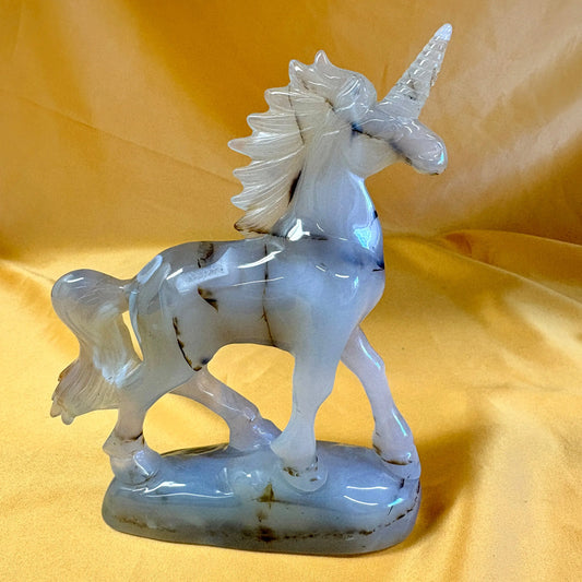 Akaatti - Sinun oma yksisarvisesi - 15cm - 01