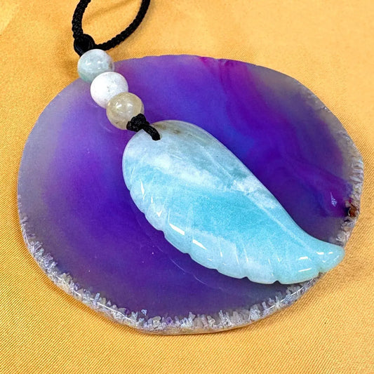 Amatsoniitti - Enkelinsiipikaulakoru - Rauhoittaa hermostoa ja tuo äidinrakkautta - Valkoisen Liekin Voima