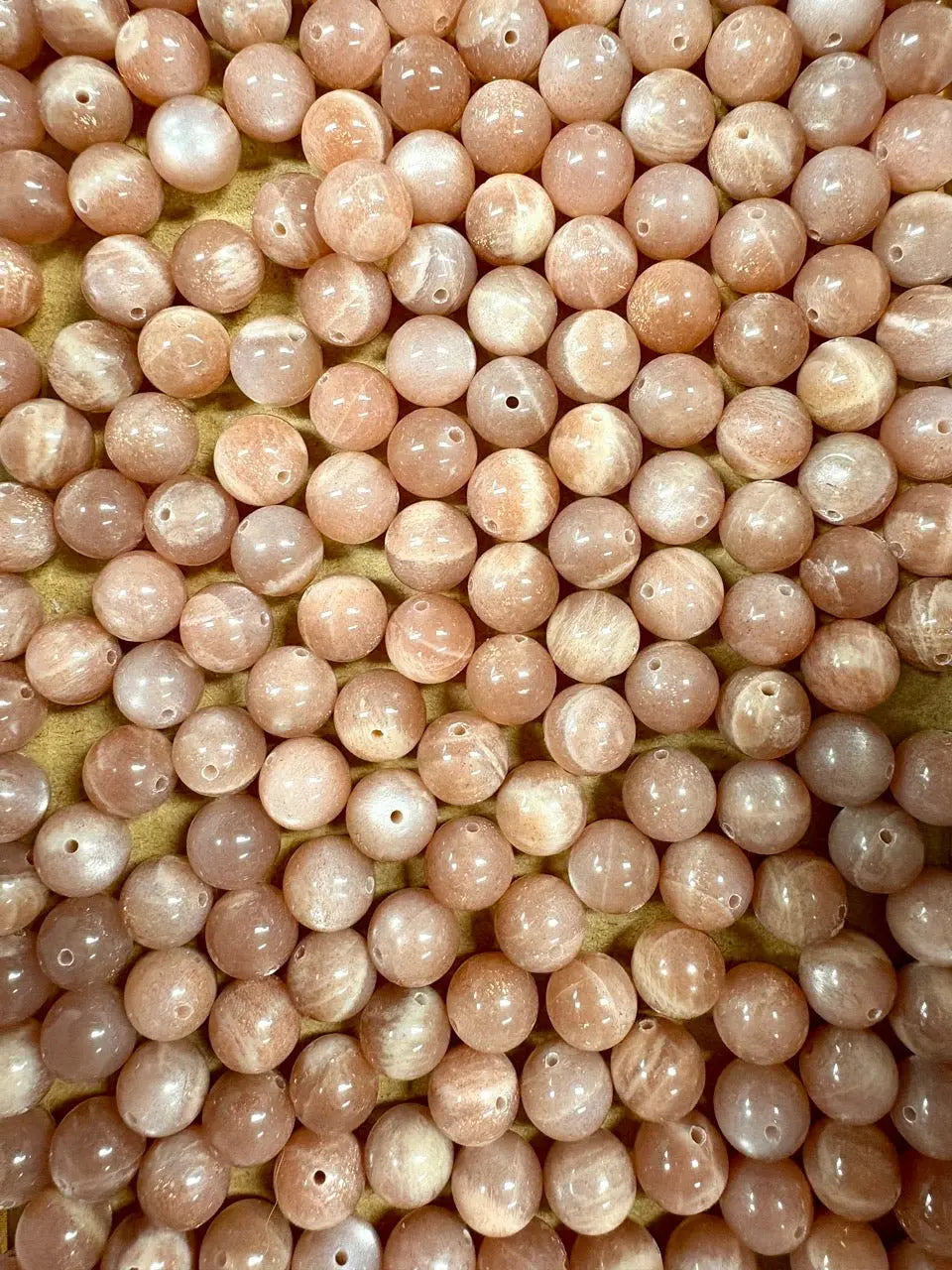 Aurinkokivi - Rannekoru - Kohottaa mielialaa, tuo energiaa ja lisää omanarvontuntoa - Valkoisen Liekin Voima