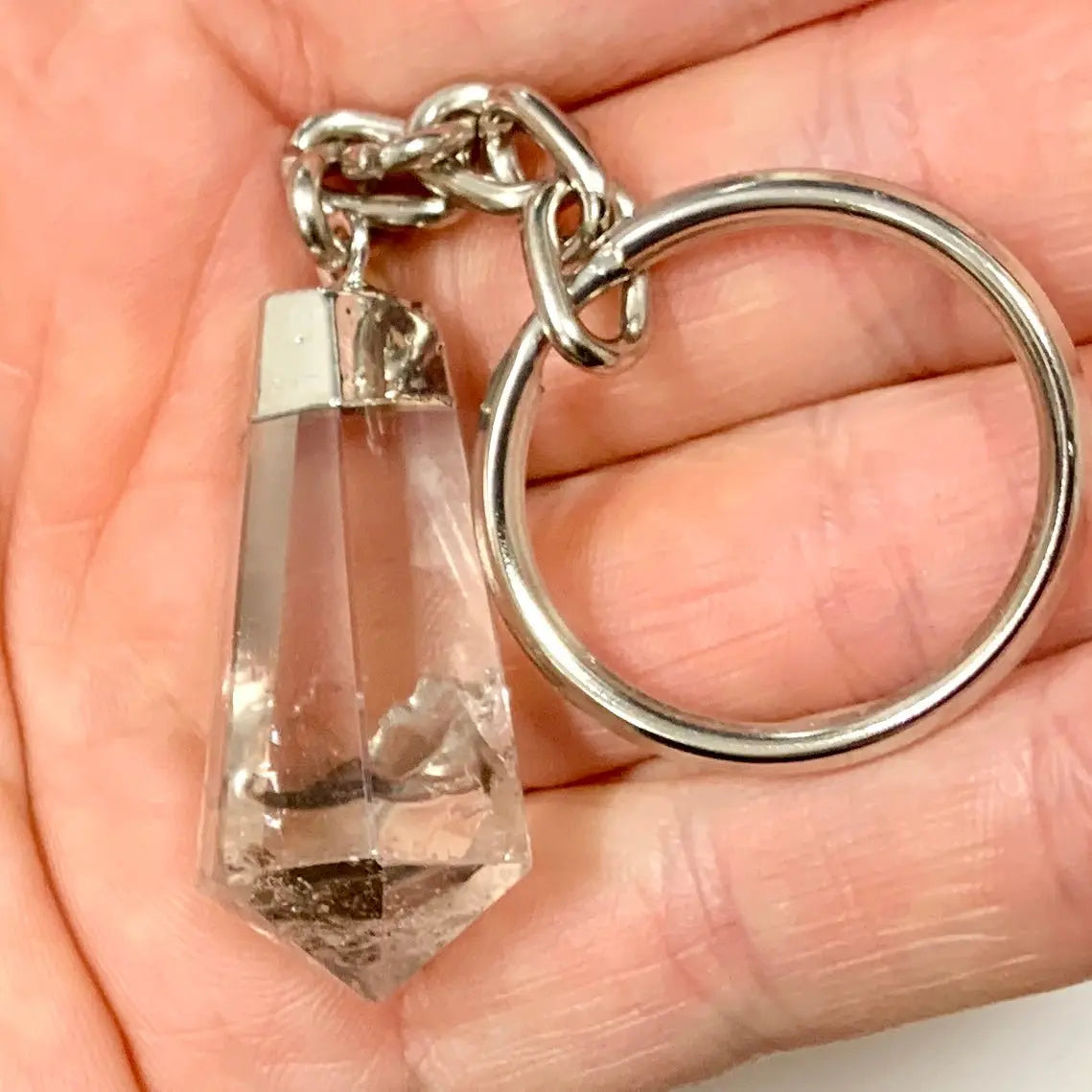 Savukvartsi - Avaimenperä - Viistehiottu kristallikärki - Valkoisen Liekin Voima