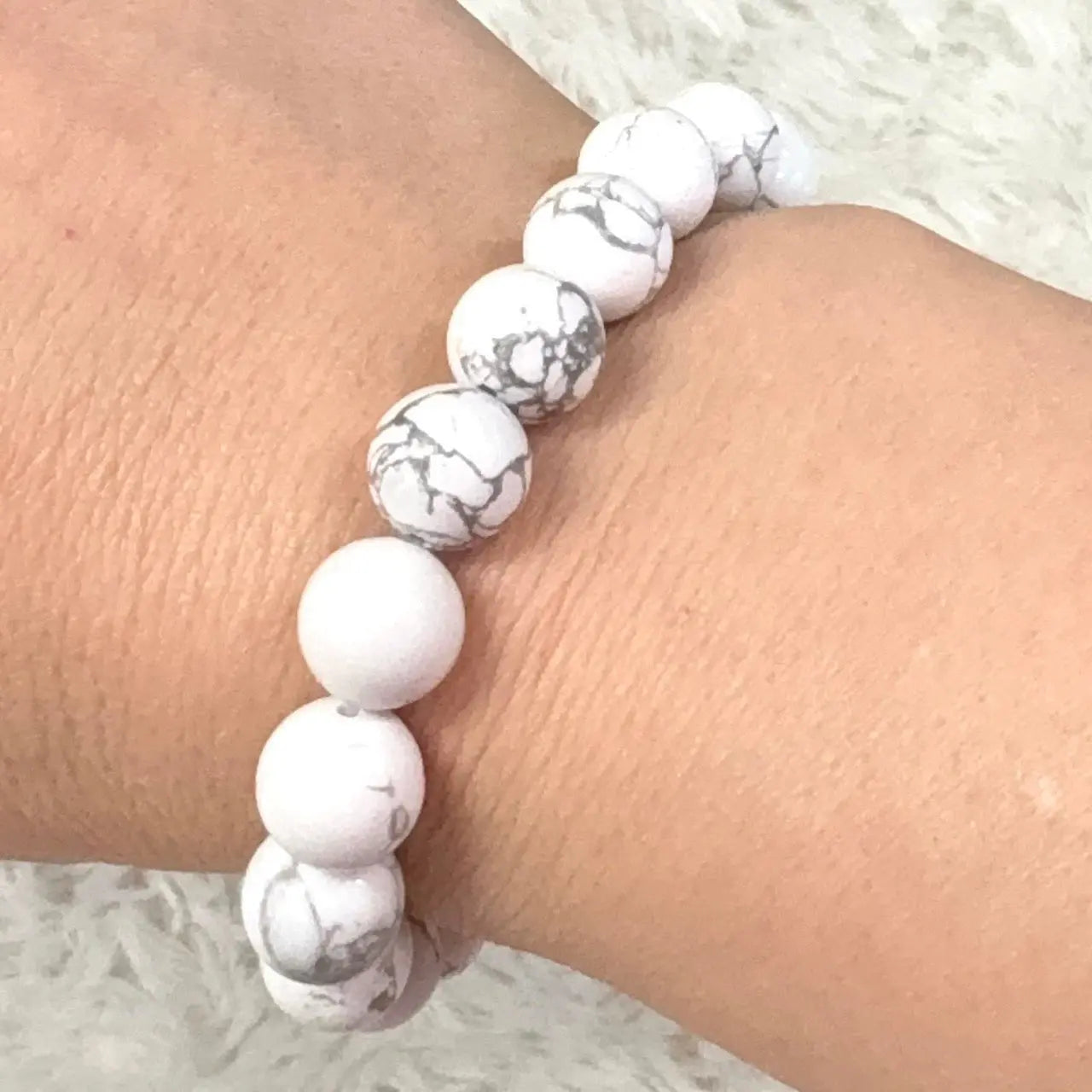 Howliitti - Rannekoru - Rauhoittaa levotonta mieltä ja kehoa - Valkoisen Liekin Voima