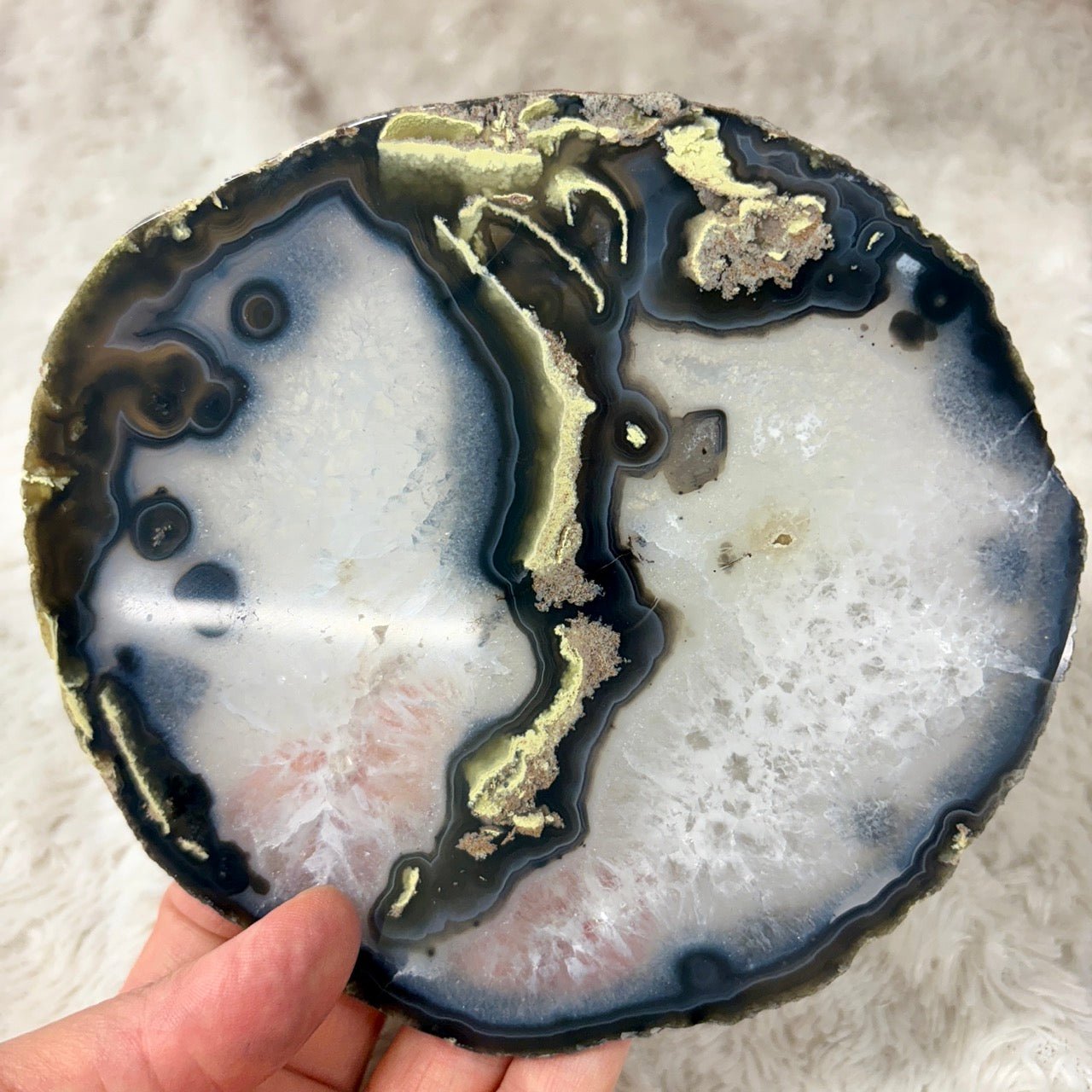 ISO Uniikki Akaattilevy - Musta - 15cm x 14cm - 230g - Valkoisen Liekin Voima