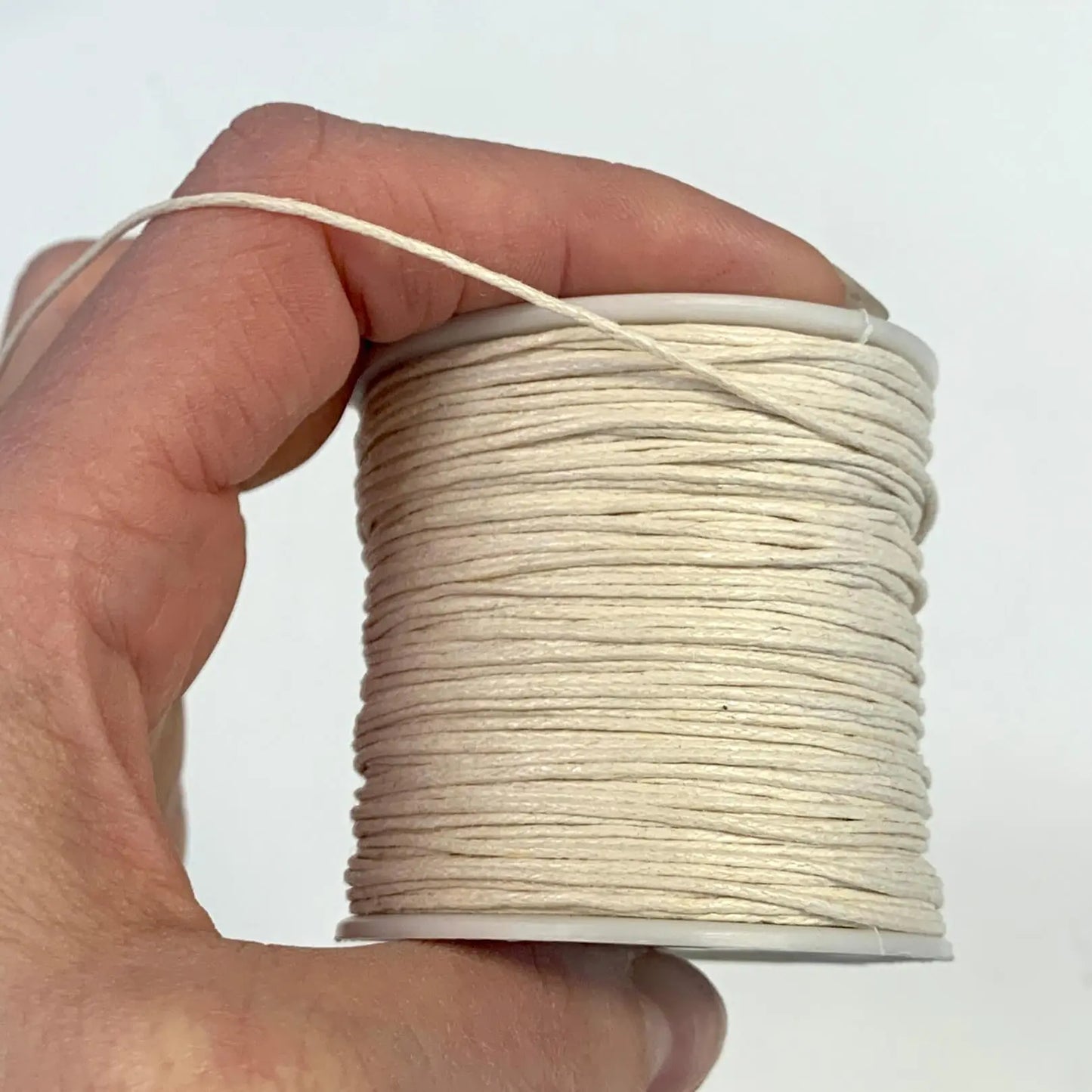 Kaulanauha - Luonnonvalkoinen 80cm - paksuus 1mm - Valkoisen Liekin Voima