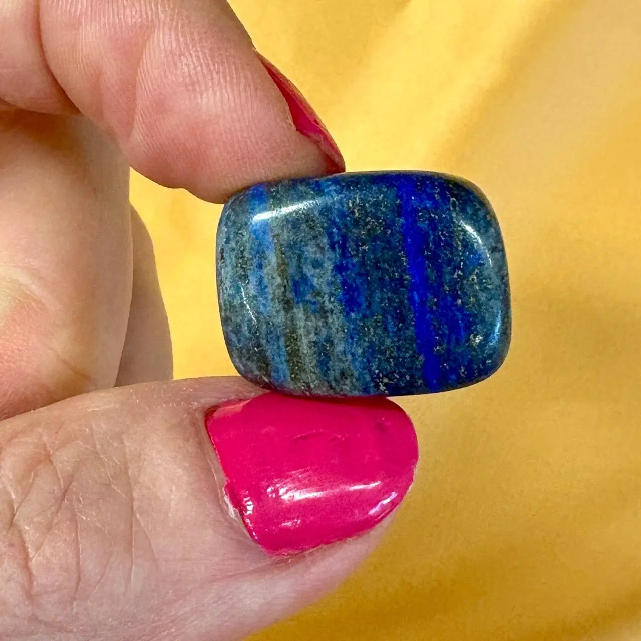 Lapis latsuli - Kämmenkivi - Kantaa Ae Mikaelin energiaa 2 - 3cm - Valkoisen Liekin Voima