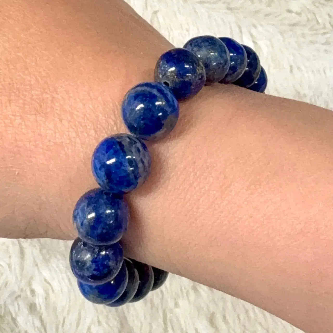 Lapis latsuli - Rannekoru - Suojelee, poistaa pelkoja, katkaisee negatiiviset sidokset Valkoisen Liekin Voima