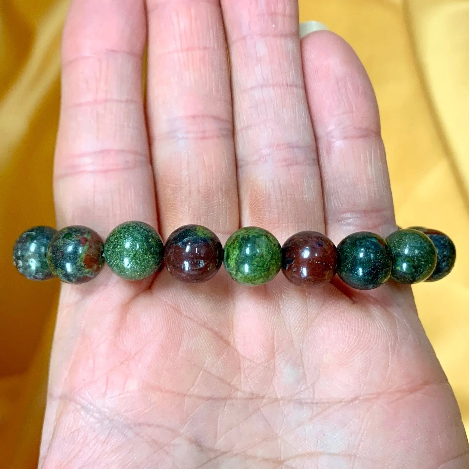 Lohikäärmeen verijaspis - Rannekoru - Lisää elinvoimaa, kohottaa mielialaa - Valkoisen Liekin Voima