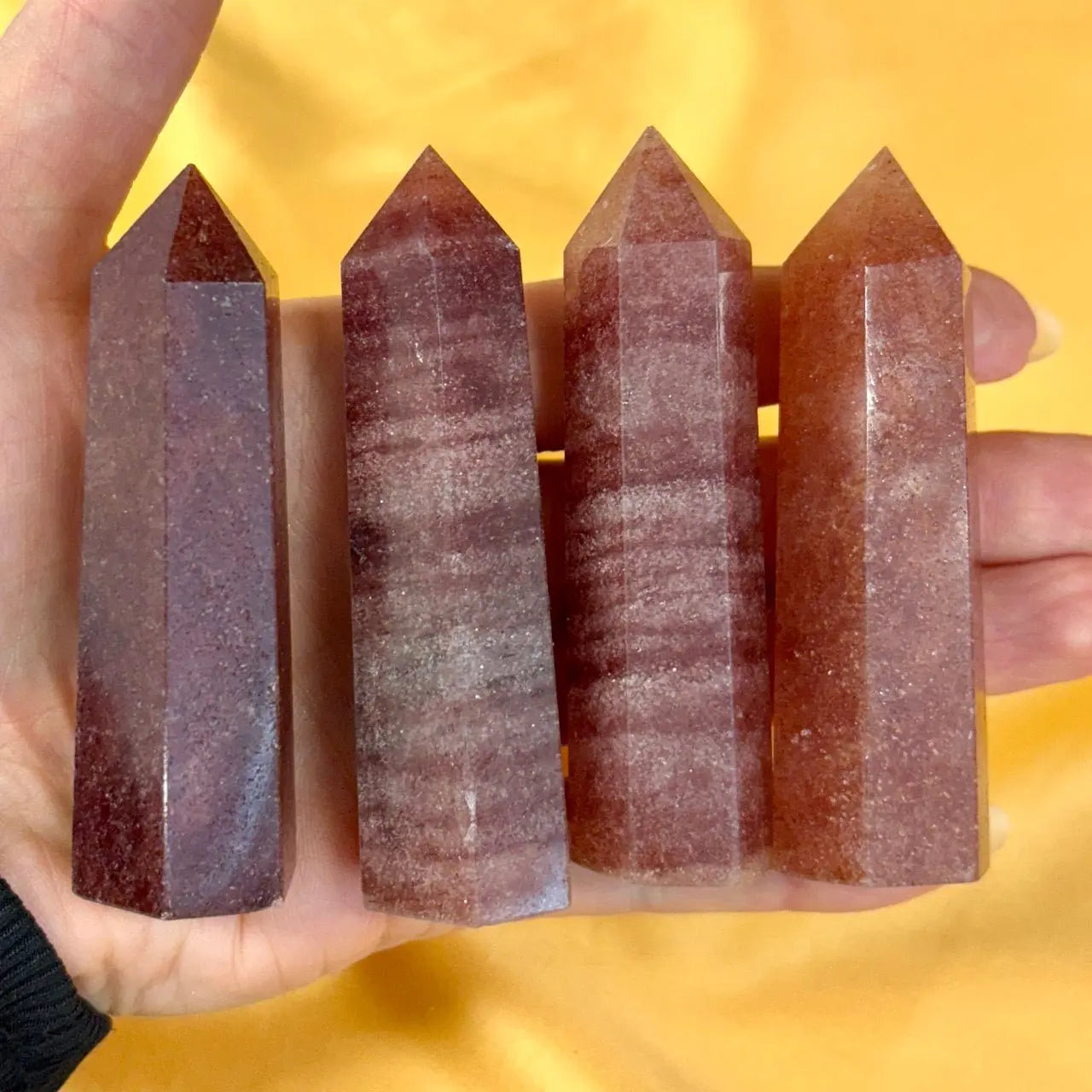Mansikkakvartsi - Kristallikärki - Itseluottamusta ja sisäistä voimaa - 8cm - Valkoisen Liekin Voima