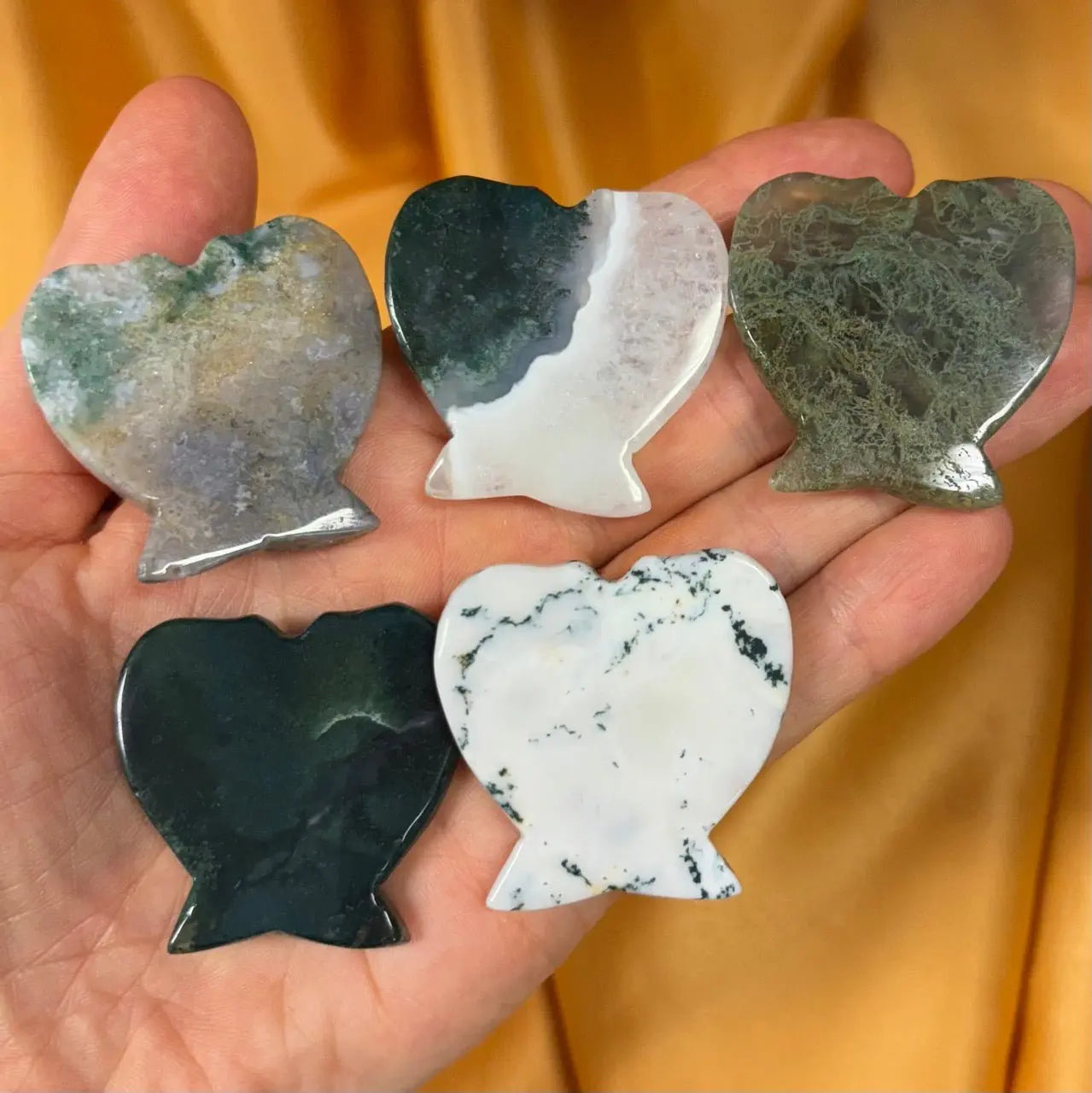 Mieltä, kehoa ja tunteita rauhoittava Enkelinsiipi kämmenkivi - Sammalakaatti 4cm - Valkoisen Liekin Voima