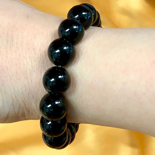 Musta obsidiaani – Rannekoru – Vapauttaa sisäisiä lukkoja ja suojaa energioitasi - Valkoisen Liekin Voima