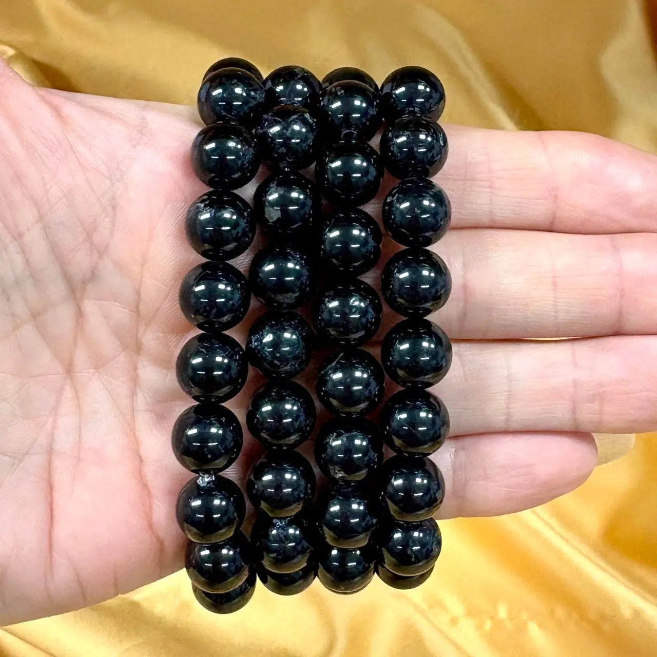 Musta turmaliini - Rannekoru - Suojeleva koru, joka imee negatiivisuuden ja tuo rauhan - Valkoisen Liekin Voima