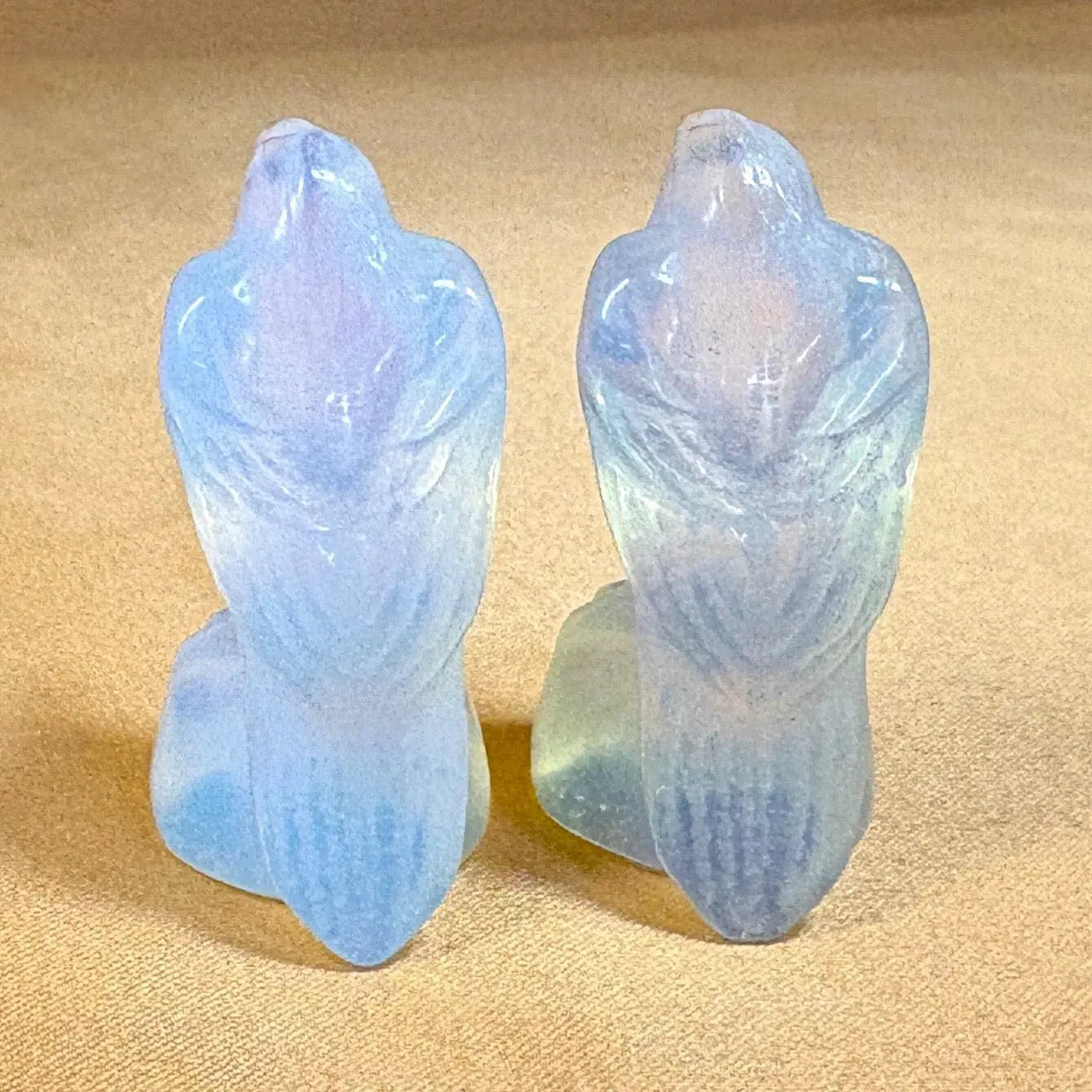 Opaliitti - Kristallilintu - 3,5cm - Valkoisen Liekin Voima