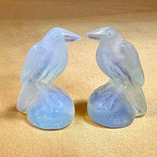 Opaliitti - Kristallilintu - 3,5cm - Valkoisen Liekin Voima