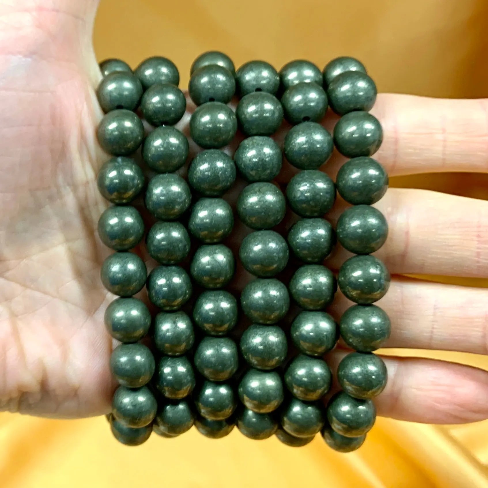 Pyriitti - Rannekoru - Vaurautta, elinvoimaa, itseluottamusta - Valkoisen Liekin Voima