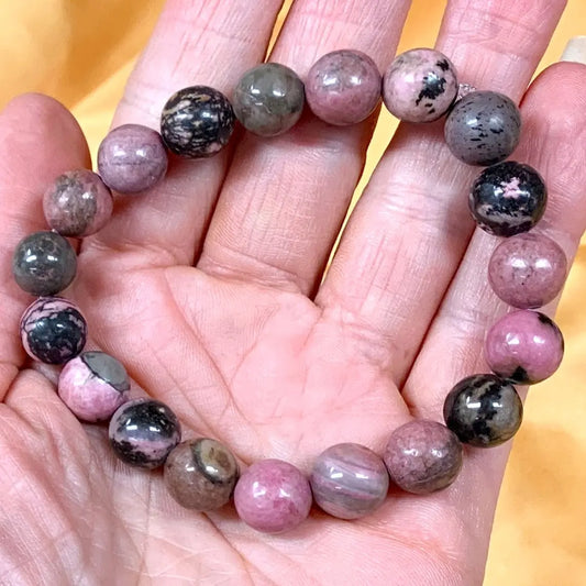 Rodoniitti - Rannekoru - Auttaa sydänsuruissa, eheyttää ihmissuhteita - Valkoisen Liekin Voima