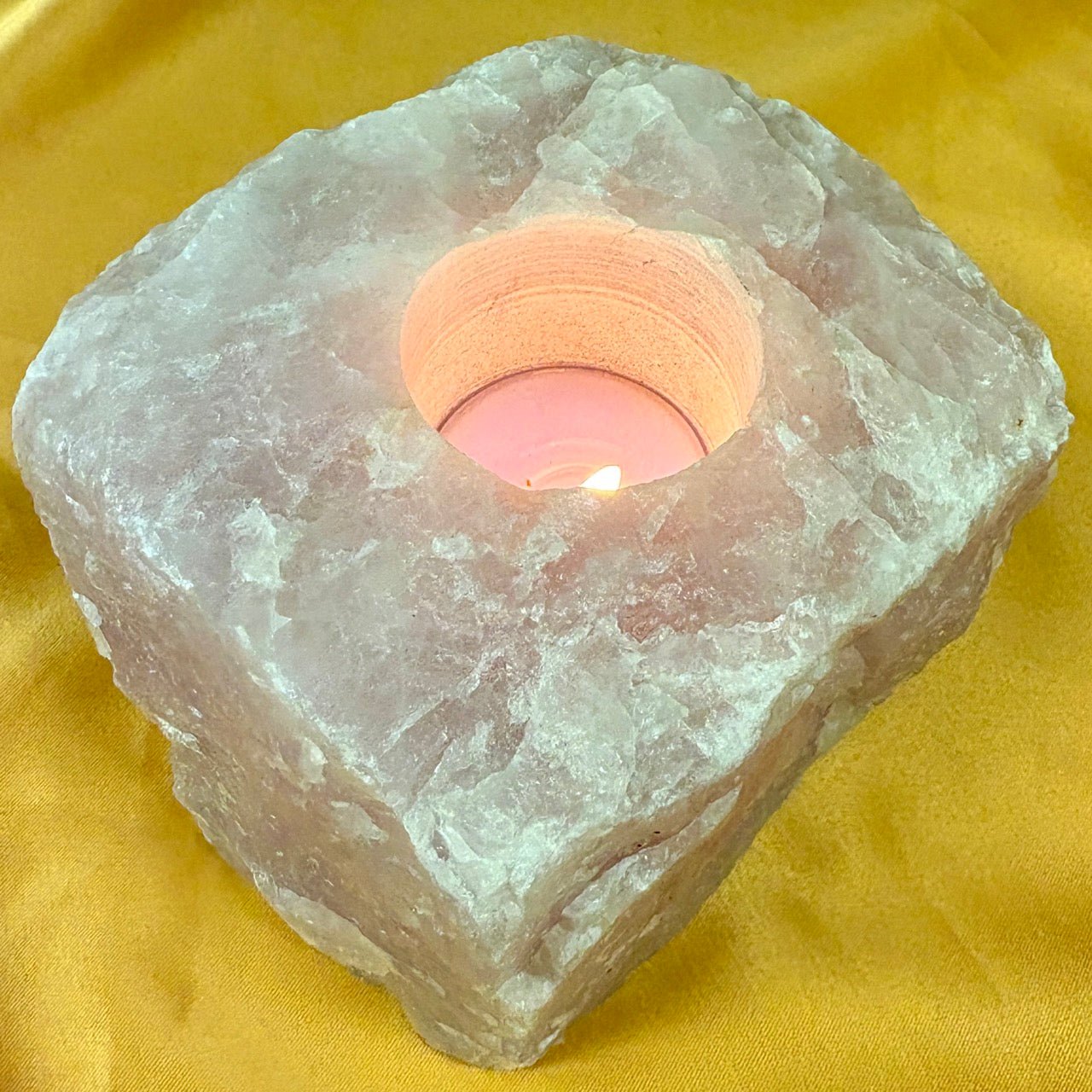 Ruusukvartsi - ISO Kristallituikku - 1,1kg - Valkoisen Liekin Voima