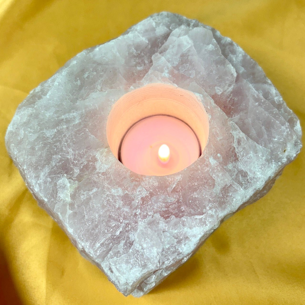 Ruusukvartsi - ISO Kristallituikku - 1,1kg - Valkoisen Liekin Voima