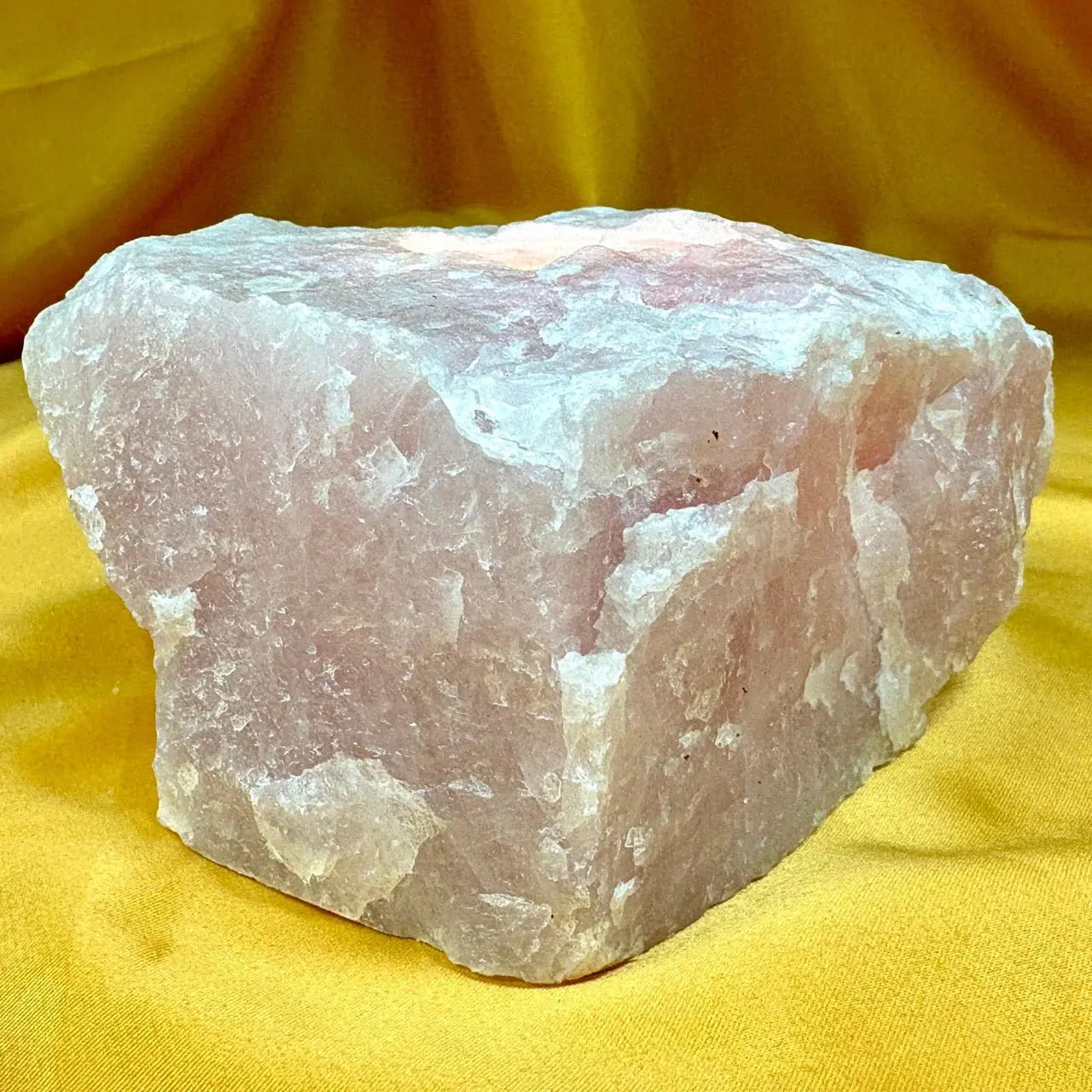 Ruusukvartsi - ISO Kristallituikku - 1,1kg - Valkoisen Liekin Voima