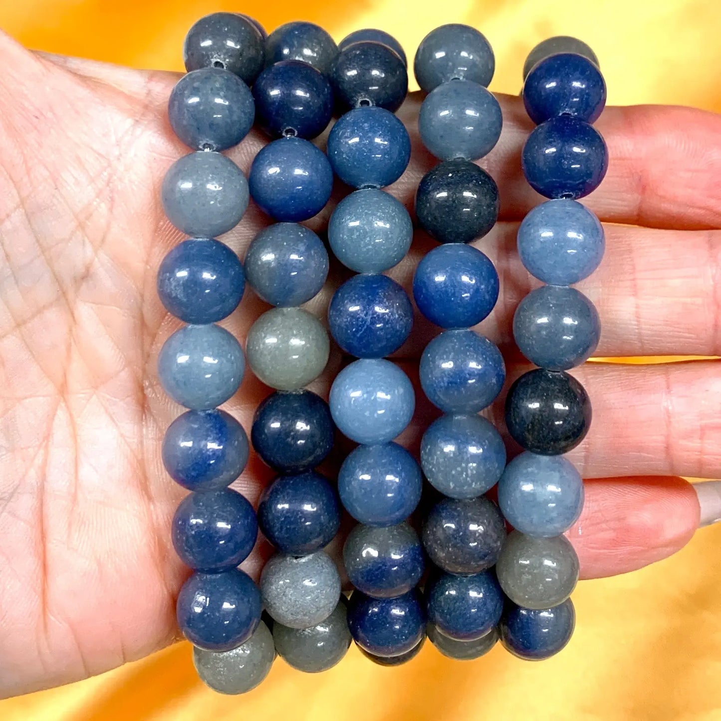 Sininen aventuriini - Rannekoru - Rauhoittaa hermostoa, kohottaa apeaa mieltä - Valkoisen Liekin Voima