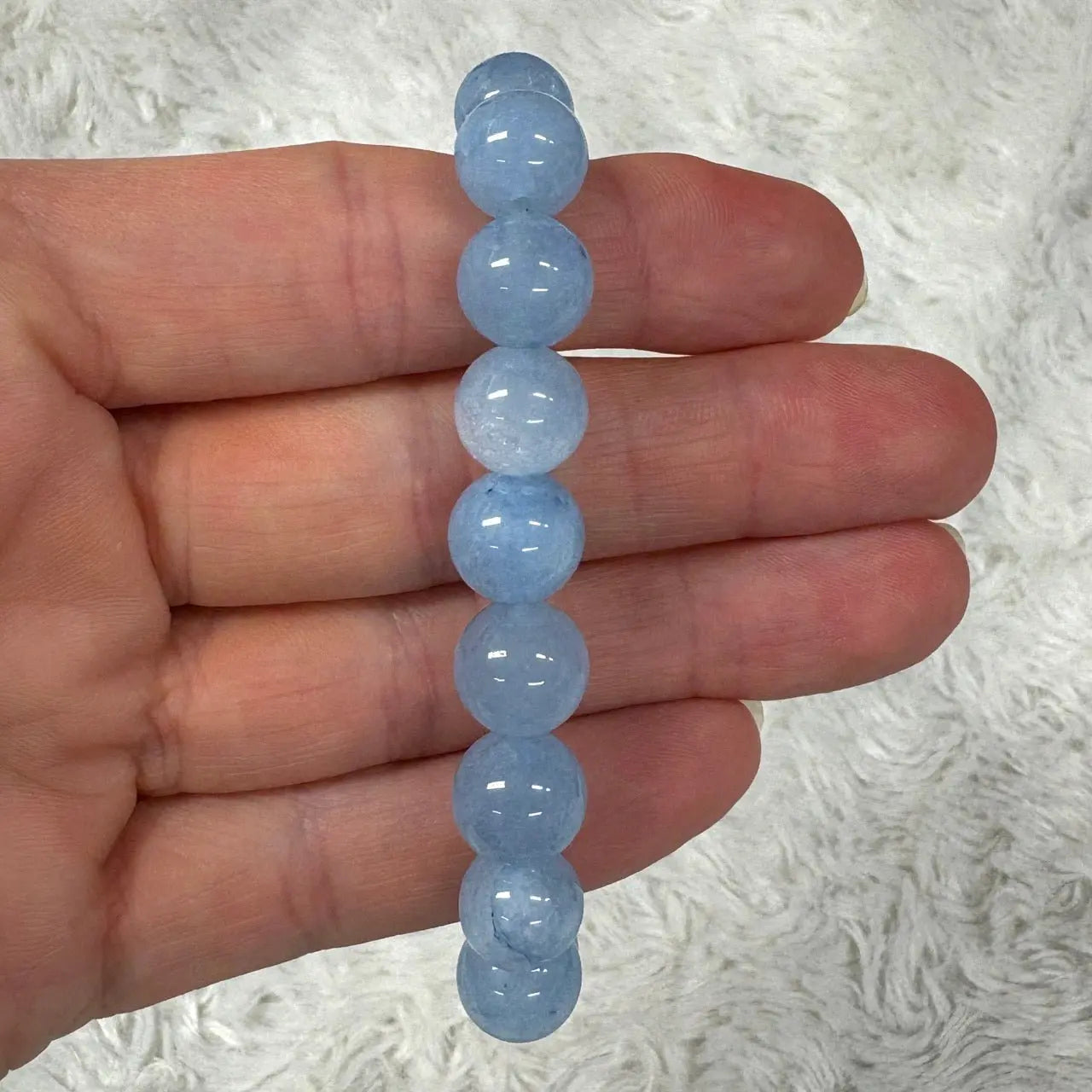 Sininen kalsedoni - Rannekoru - Lievittää stressiä, ahdistusta, jännitystä ja hermostuneisuutta - Valkoisen Liekin Voima