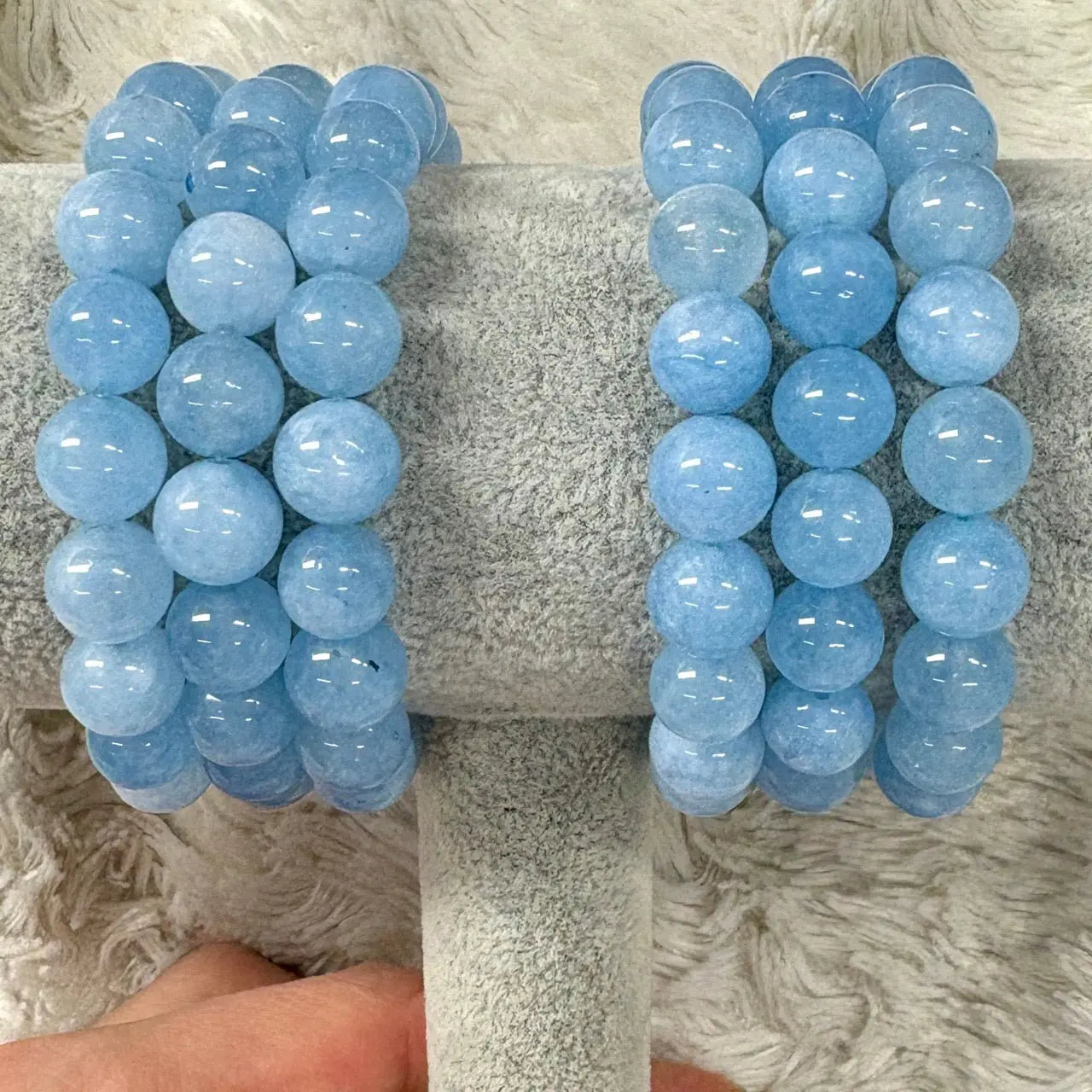 Sininen kalsedoni - Rannekoru - Lievittää stressiä, ahdistusta, jännitystä ja hermostuneisuutta - Valkoisen Liekin Voima