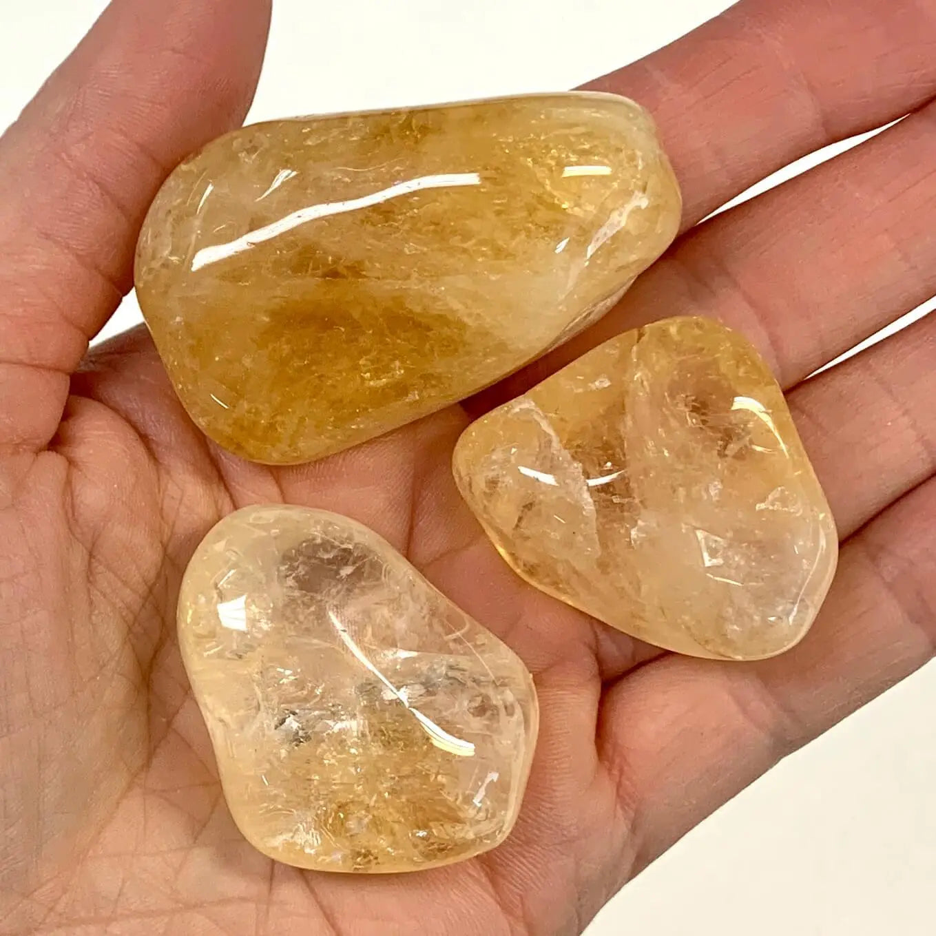 Sitriini - Kämmenkivi - Kantaa Ae Jofielin energiaa 3 - 5cm - Valkoisen Liekin Voima