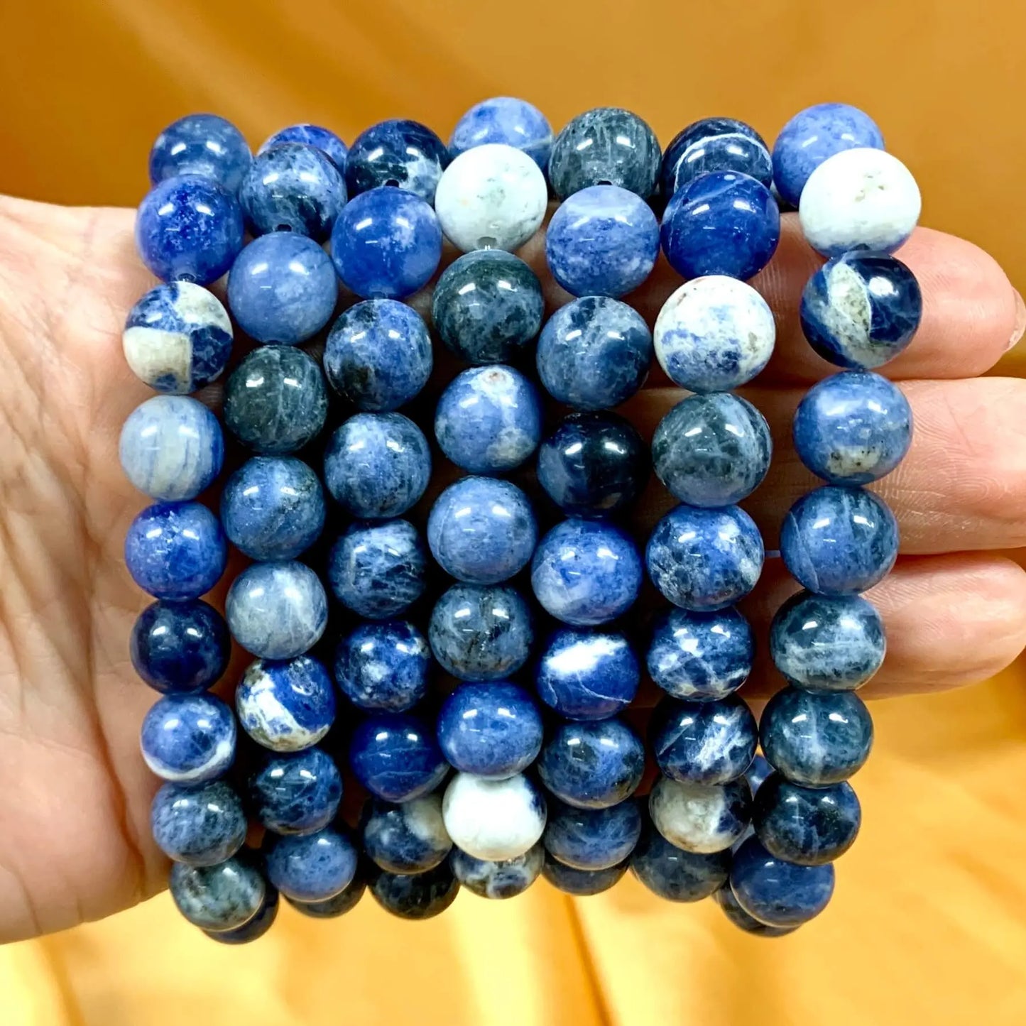 Sodaliitti - Rannekoru - Selkeyttää tunteita, vahvistaa intuitiota - Valkoisen Liekin Voima