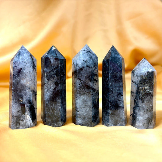 Turmaliinikvartsi - Kristallikärki - Maadoittaa, suojaa, virkistää, hoitaa kehon kipuja - 8cm - Valkoisen Liekin Voima