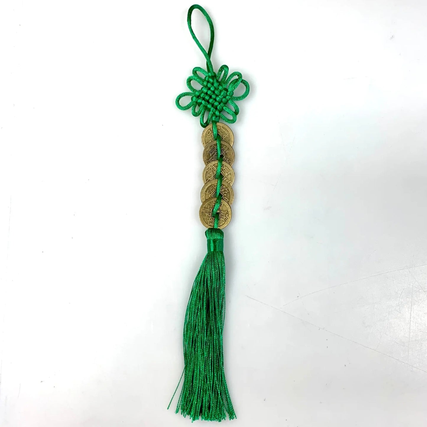 Vihreä Runsauden Amuletti - Valkoisen Liekin Voima