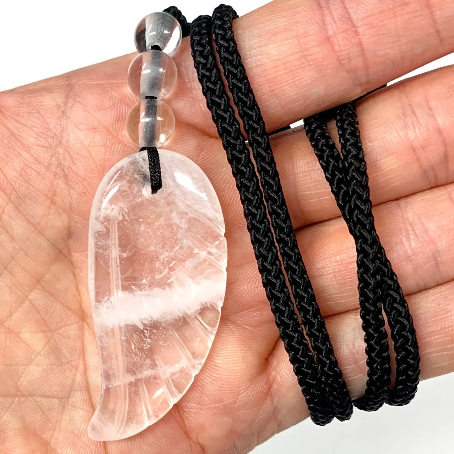 Vuorikristalli - Enkelinsiipikaulakoru - Opastusta, puhdistusta, mielen selkeyttä - Valkoisen Liekin Voima