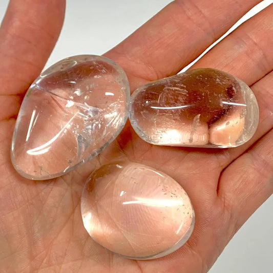 Vuorikristalli kämmenkivi 3 - 5cm - Paras laatu - Valkoisen Liekin Voima