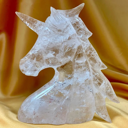 Vuorikristalli - Yksisarvinen Charity - 11,5cm - 350g - Valkoisen Liekin Voima