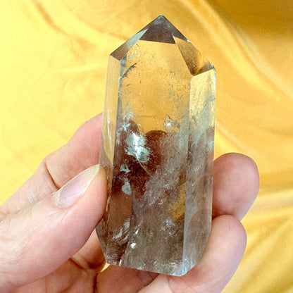 Vuorikristalli - Kristallikärki - 6cm - hiottu
