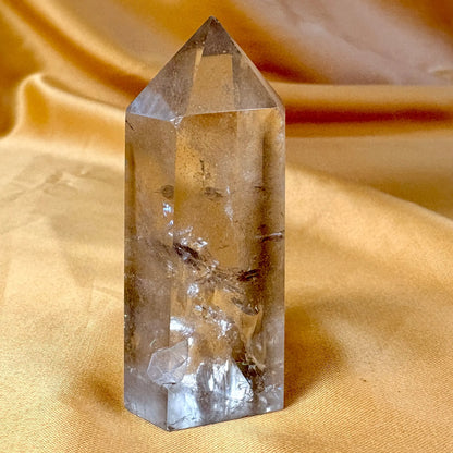 Vuorikristalli - Kristallikärki - 6cm - hiottu