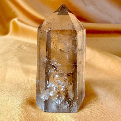Vuorikristalli - Kristallikärki - 6cm - hiottu