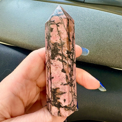 Rodoniitti - Kristallikärki - 9,5cm - 145g - Uniikki kappale