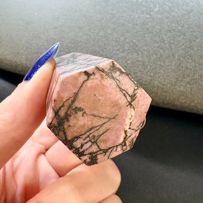 Rodoniitti - Kristallikärki - 9,5cm - 145g - Uniikki kappale