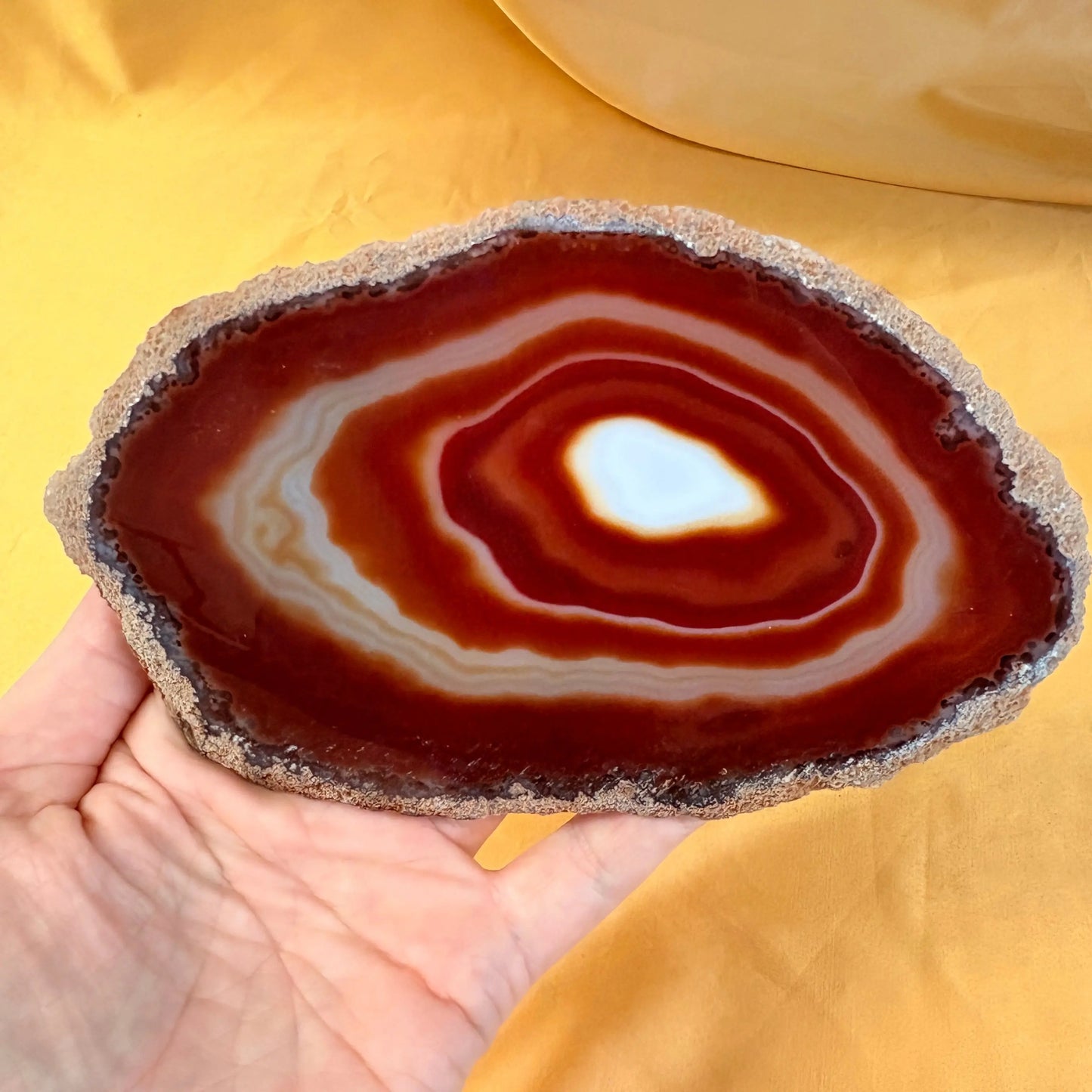 Iso uniikki Akaattilevy - Punaruskea - 15,5cm - 160g