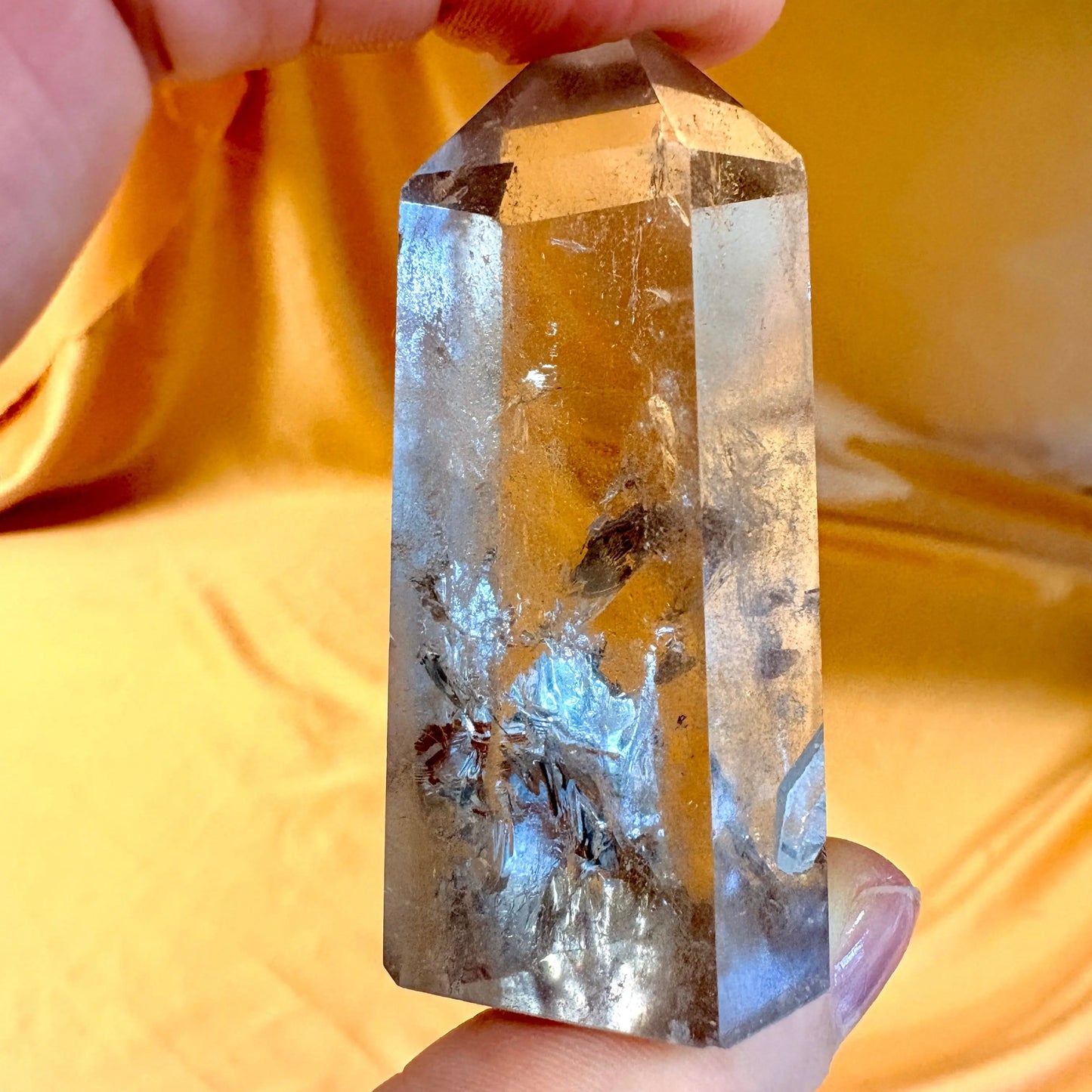 Vuorikristalli - Kristallikärki - 6cm - hiottu