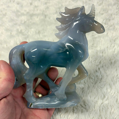 Akaatti - Kristalliyksisarvinen Magnusti 460g - Valkoisen Liekin Voima