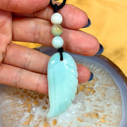 Amatsoniitti - Enkelinsiipikaulakoru - Rauhoittaa hermostoa ja tuo äidinrakkautta - Valkoisen Liekin Voima