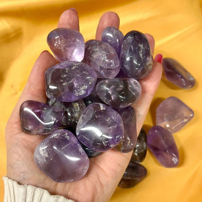 Ametisti - Kämmenkivi - Kantaa Ae Zadkielin energiaa 3 - 5cm - Valkoisen Liekin Voima