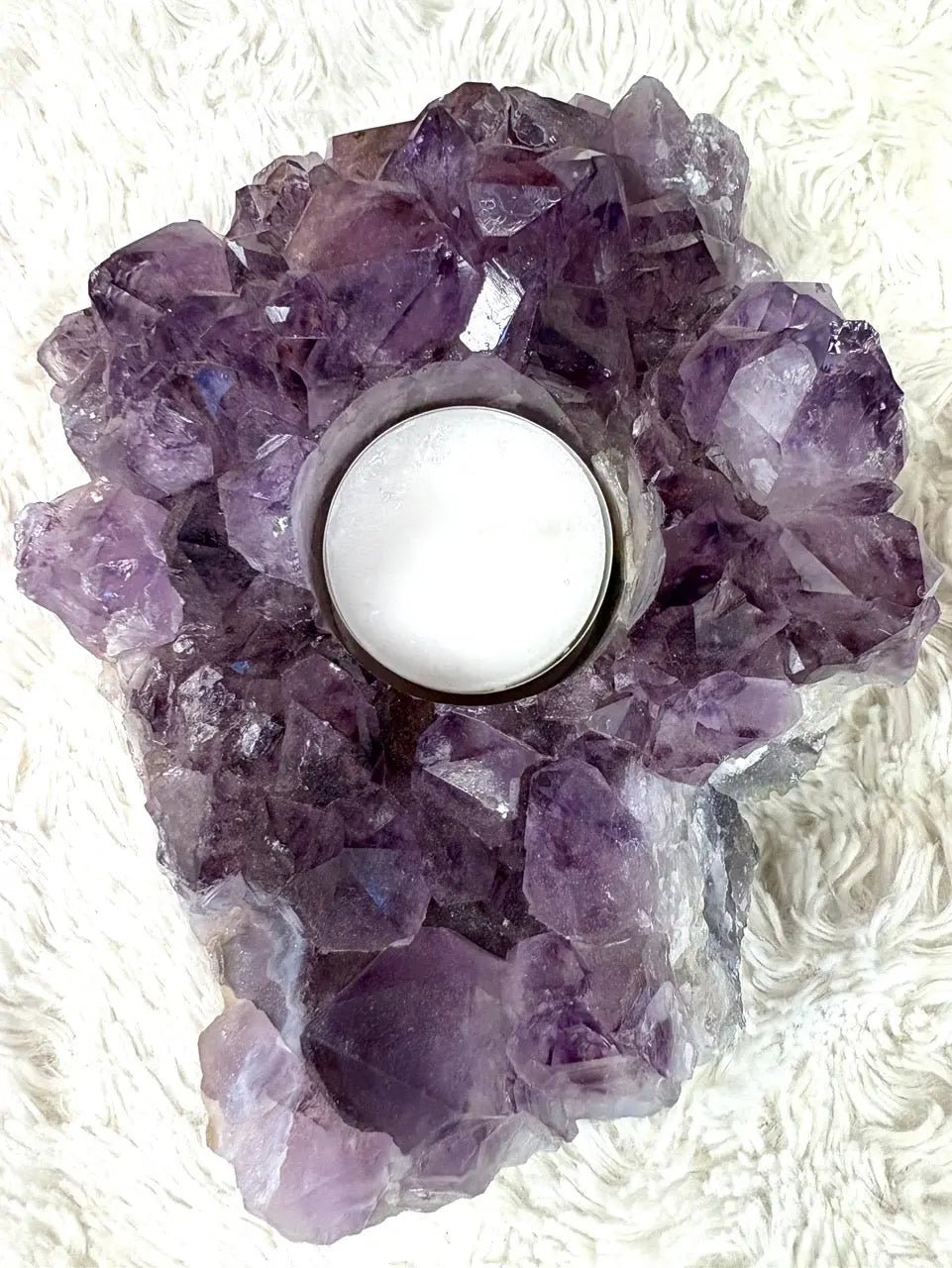 Ametisti - Kristallituikku - 990g - 15cm x 11cm - Valkoisen Liekin Voima