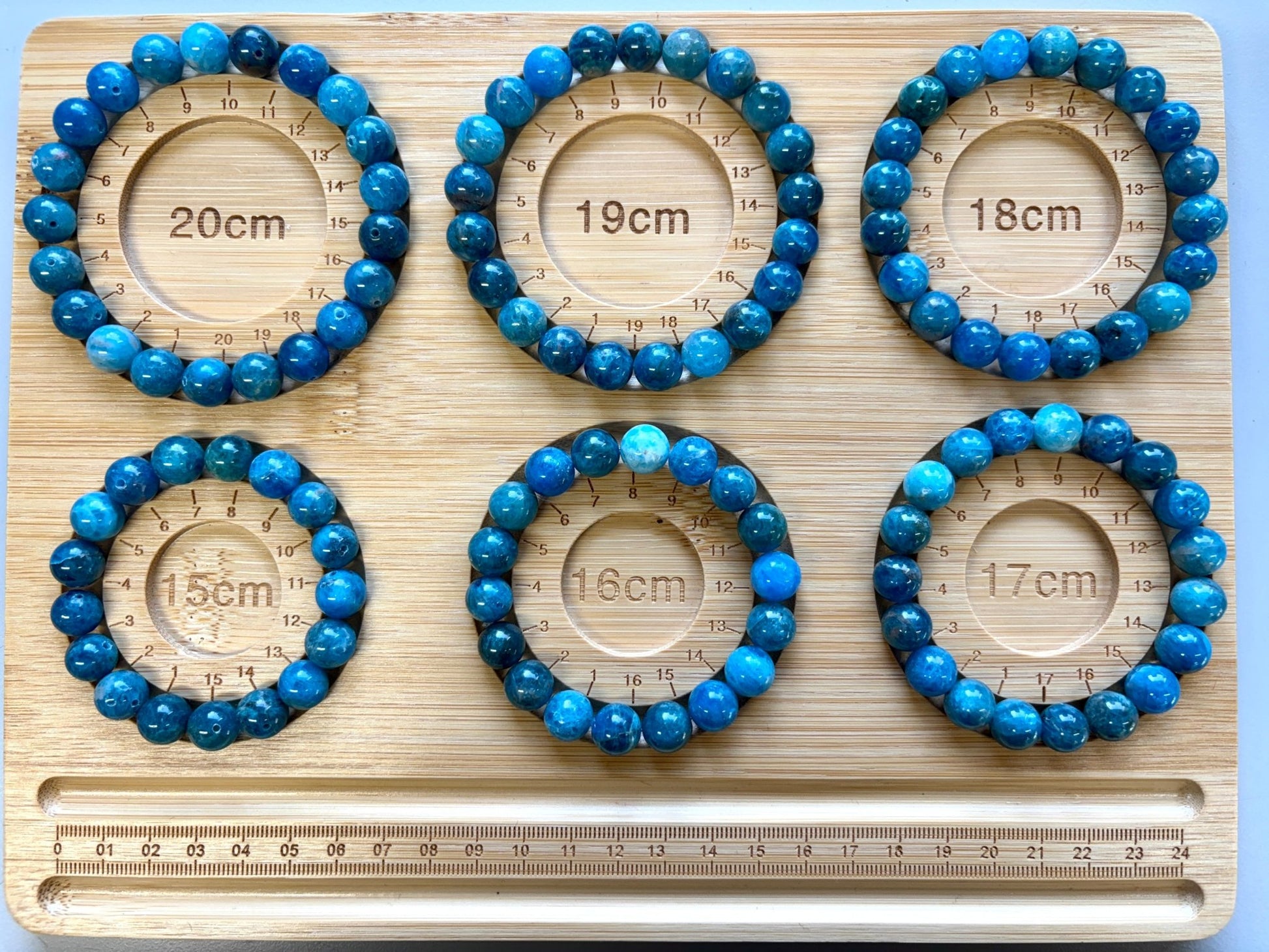 Apatiitti - Rannekoru - Avaa selväaisteja, auttaa manifestoinnissa - Valkoisen Liekin Voima