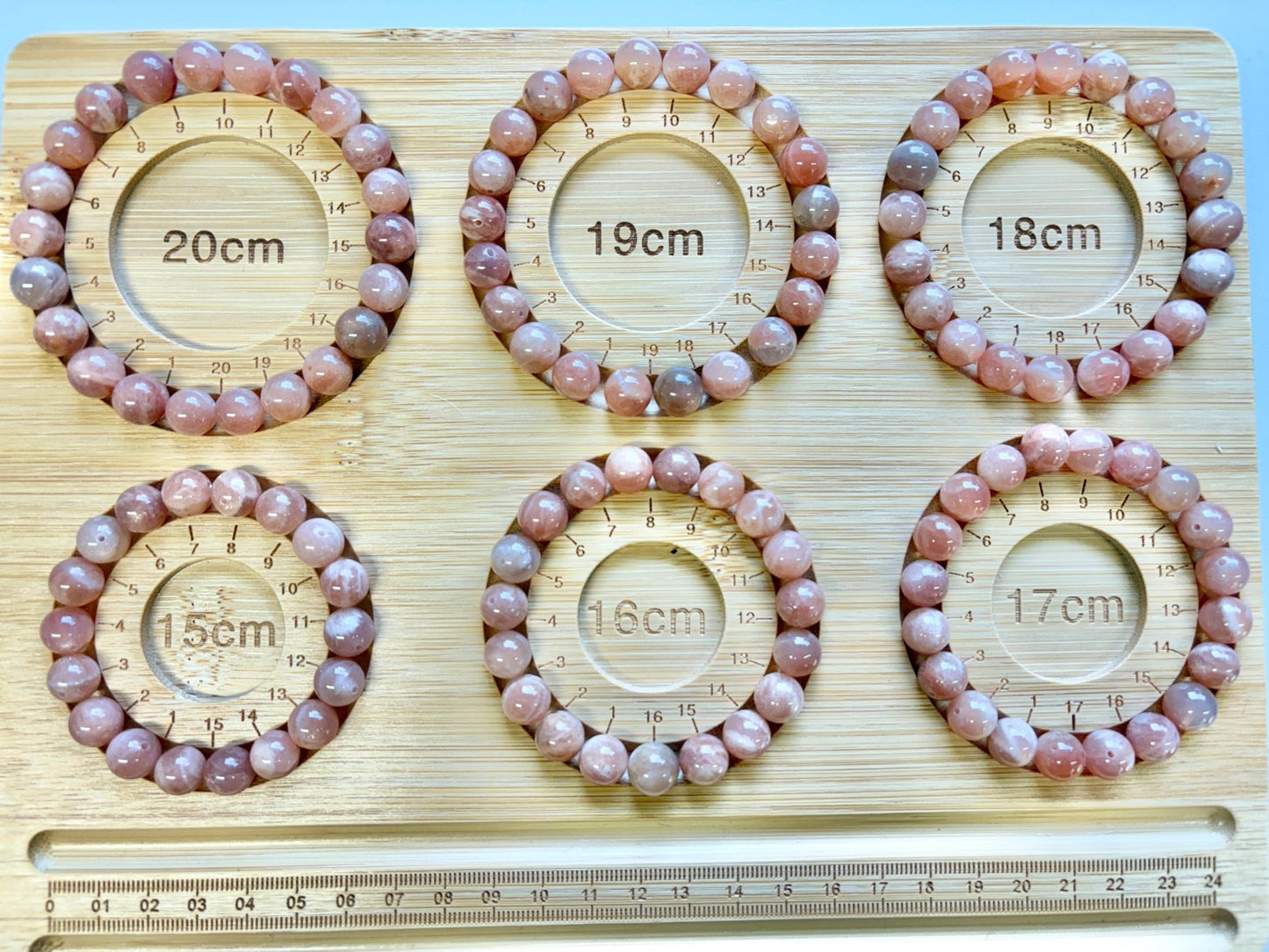 Aurinkokivi - Rannekoru - Kohottaa mielialaa, tuo energiaa ja lisää omanarvontuntoa - Valkoisen Liekin Voima