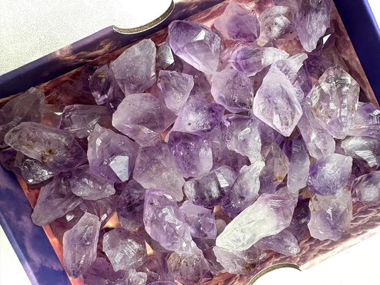 Brasilian Ametisti - luonnollinen raakapala/kärki - Valkoisen Liekin Voima