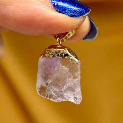 Brasilian Ametistiriipus - 2cm + kaulanauha - Valkoisen Liekin Voima